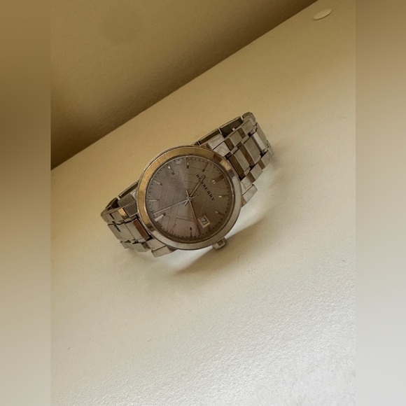Burberry Grey Dial Stainless Steel Women's Watch - Picture 12 of 12